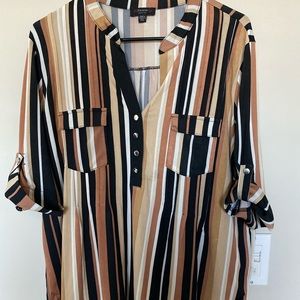 COCOMO PETITE STRIPED VNECK BLOUSE